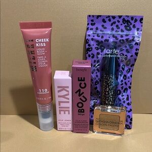 3/$25 Premium Make up bundle #1  👍  3/$25